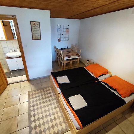 Suello Feszek Apartman Apartment Tiszafüred Exterior foto